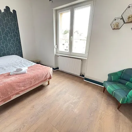 7 Personnes Wifi Parking Apartament